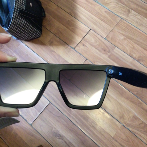 NEw! OTRA shield sunnies main image 7
